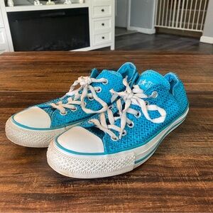Woman’s Converse sparkly blue metallic ALL Stars shoes size 8
